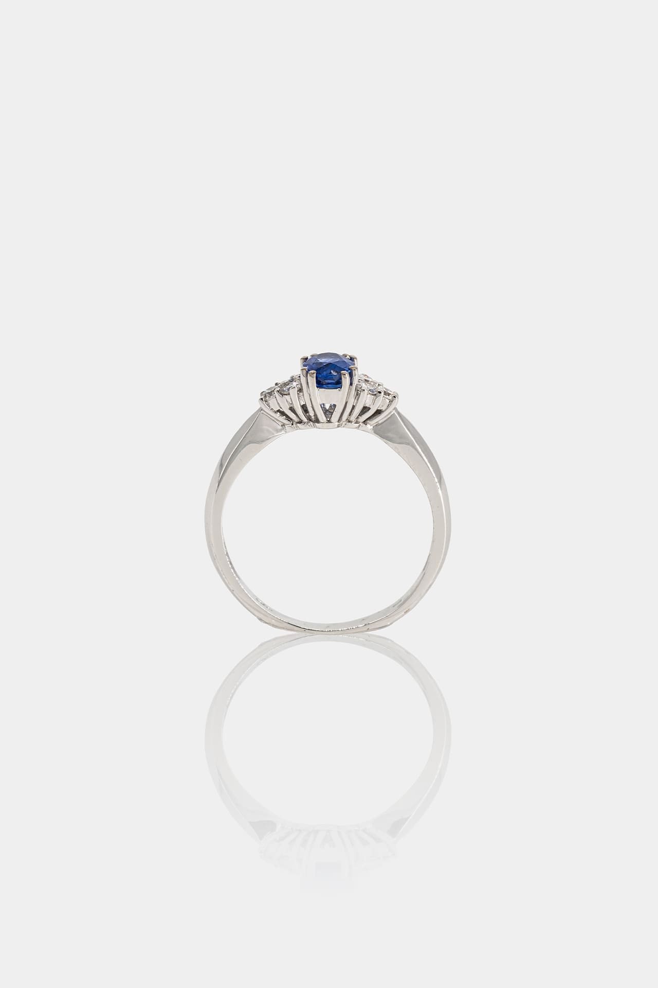 Solitario Zaffiro Oval
