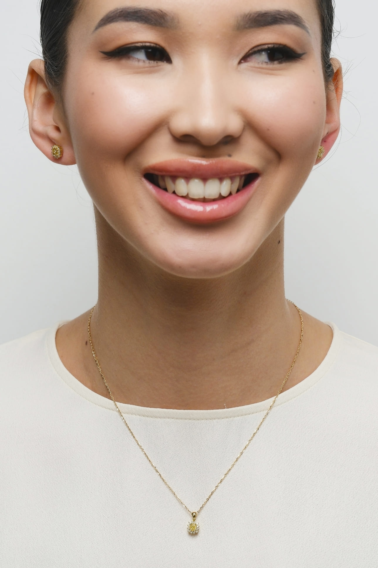Fancy Yellow Earrings - Image 5