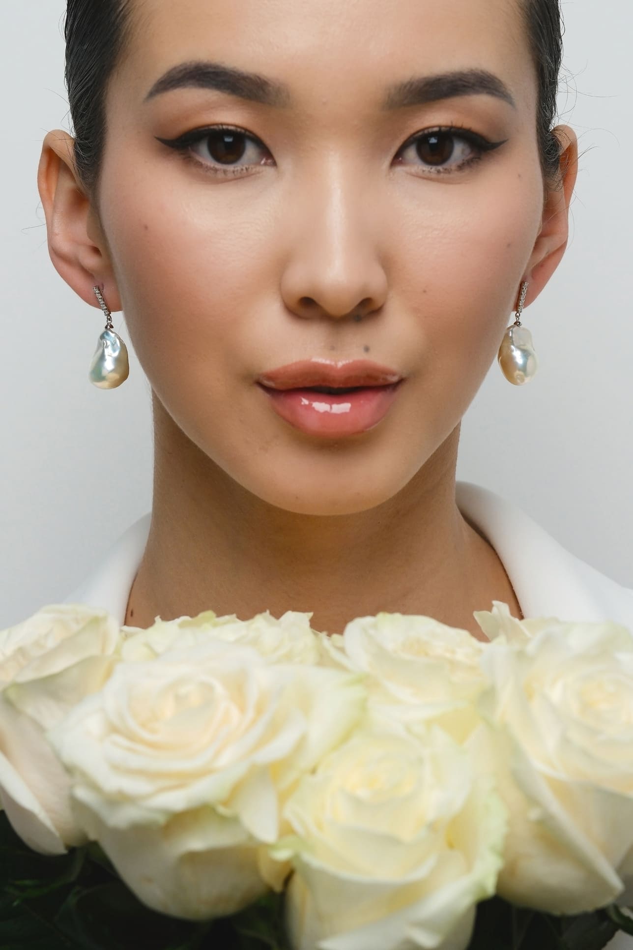 Baroque Pearl Earrings - Image 2