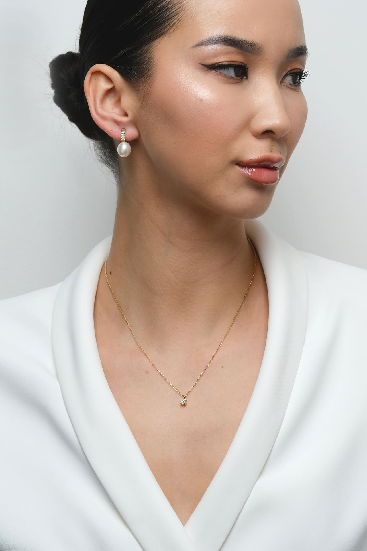Double Row Oval Huggie Earrings - Image 2